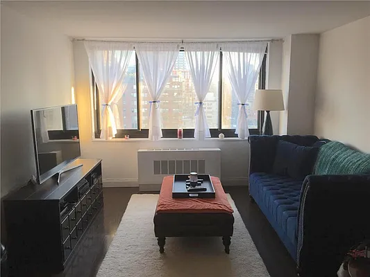 Rented by Modlin Group | media 31