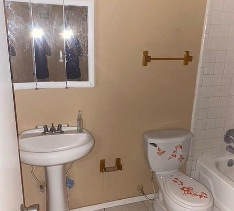 5th image of 2104 Continental Dr