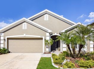 10108 Celtic Ash Dr, Ruskin, FL 33573