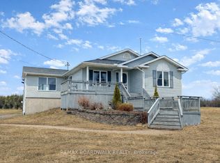 1918 Rosedale Rd N, Montague, ON K7A4S6