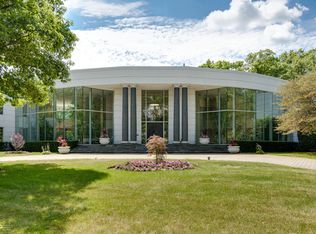 303 S Green Bay Rd, Lake Forest, IL 60045