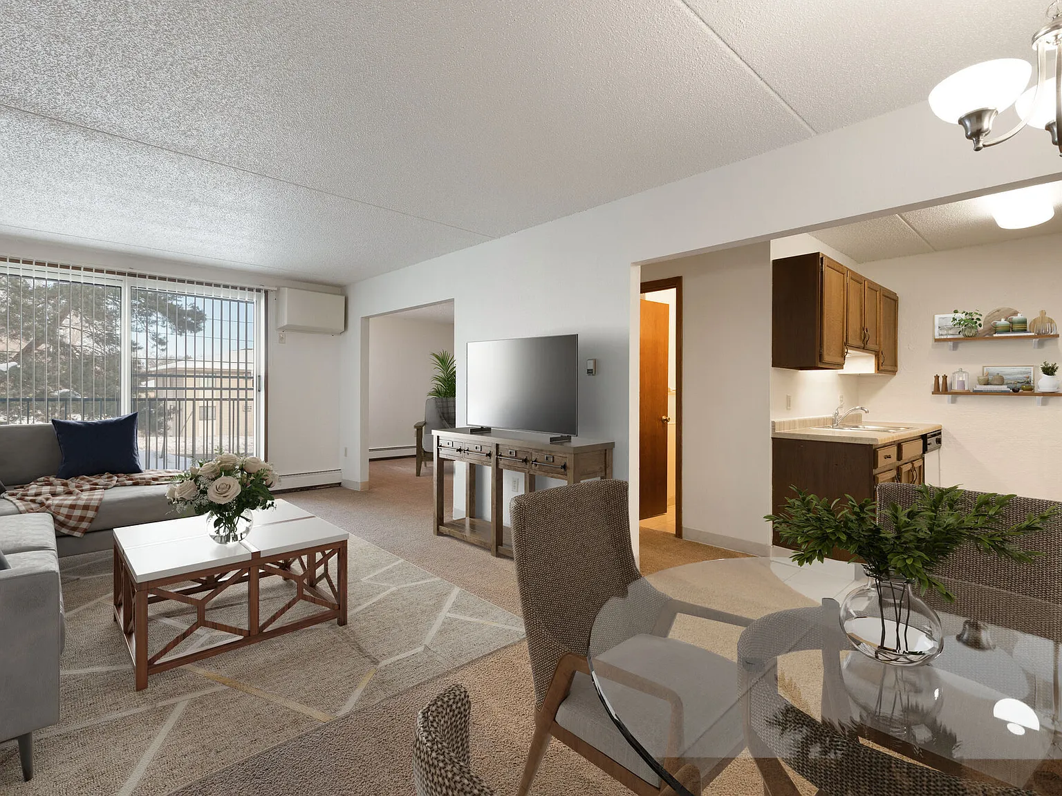 Park Plaza Apartments — Photo 4