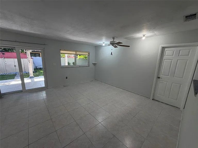 3613 SW 112th Pl — Photo 12
