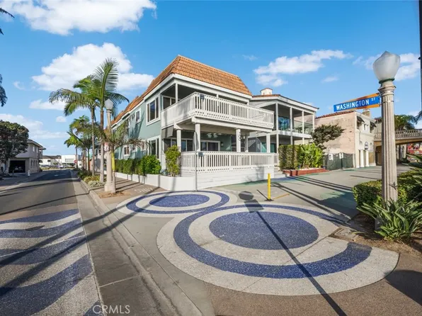 700 E Oceanfront, Newport Beach, CA 92661