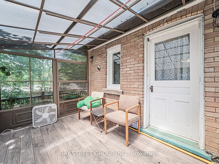 7 Pavillion St — Photo 25