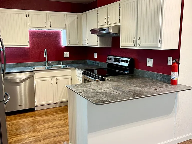 617 King Arthur Cir — Photo 4