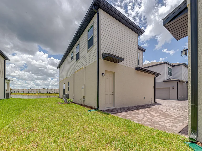 524 Venetian Palms Blvd — Photo 3