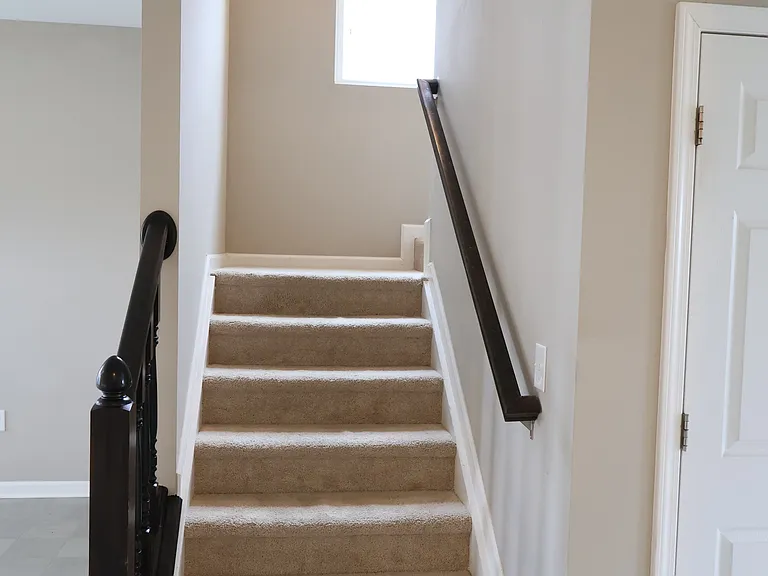 1899 Lakecrest Dr — Photo 28