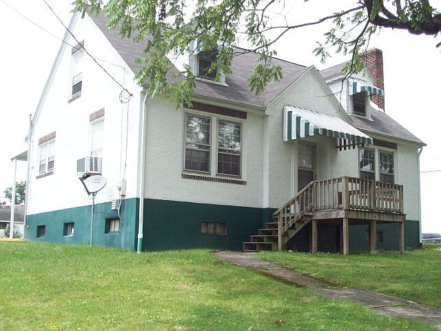 1st image of 801 Main St E