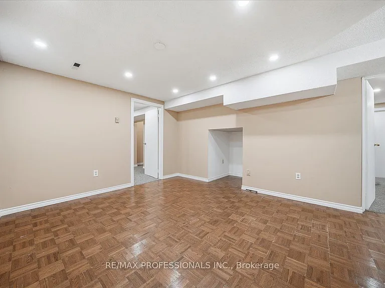 1708 Woodeden Dr — Photo 24