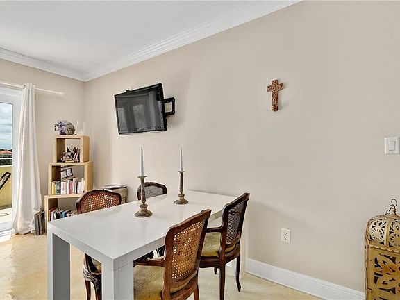 5th image of 5045 Harmony Cir APT 304