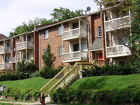 1st image of 4040 McGee St APT 1