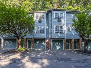 250 Summer St #8, Southington, CT 06489