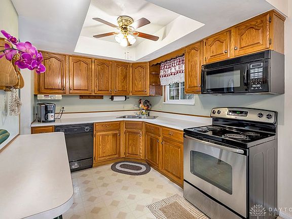 3rd image of 4453 Ardonna Ln