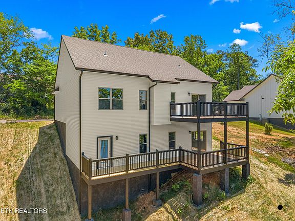 5th image of 850 Trinity View Cir