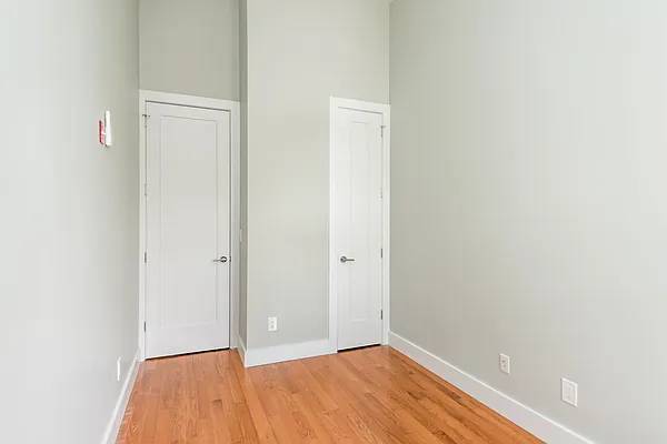 Rented by Nooklyn NYC LLC | media 17