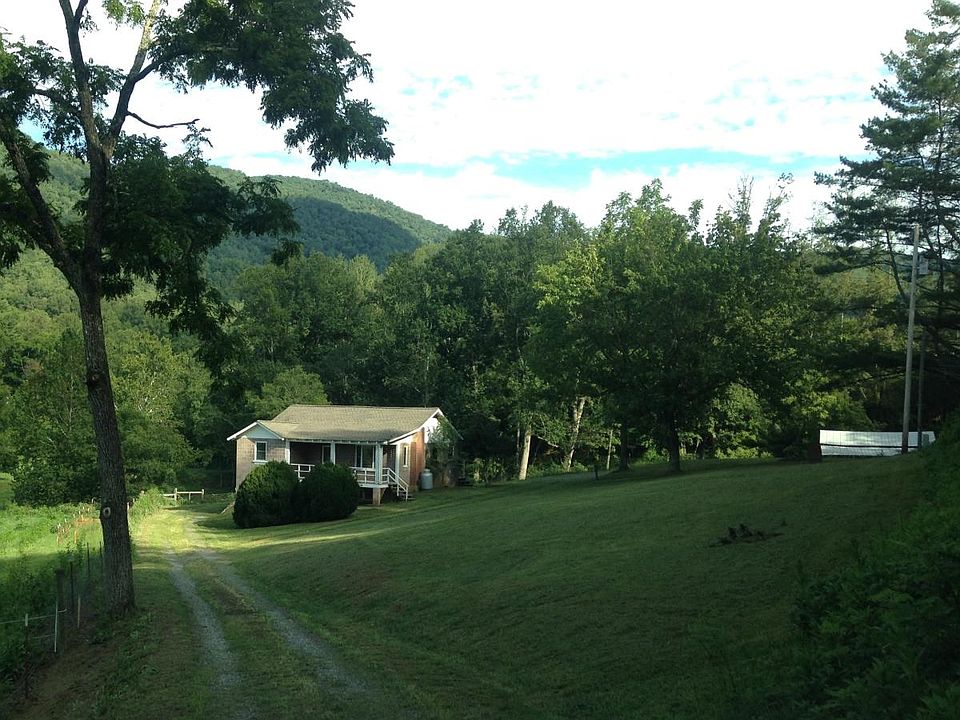 Duplex from the road