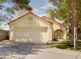 6832 Midpark Cir, Las Vegas, NV 89145
