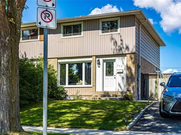 111 Larch St, Hamilton, ON L8T 4P4
