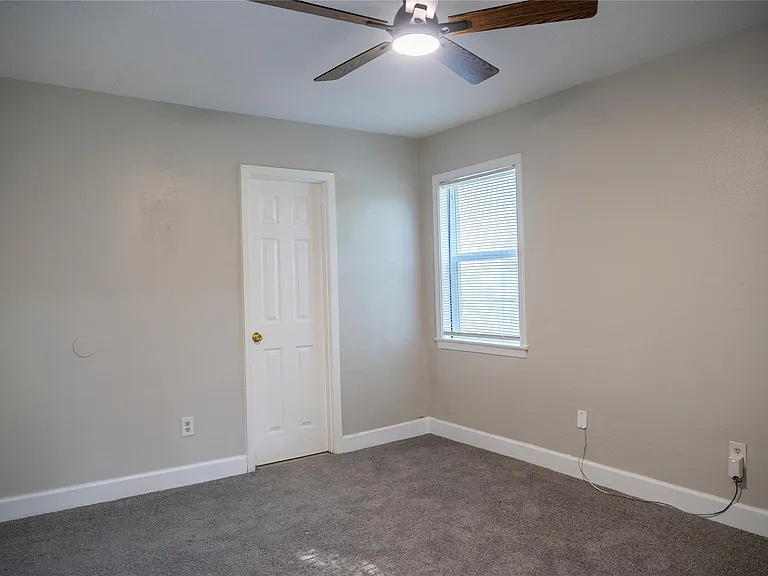 5502 Elm Tree Dr — Photo 23