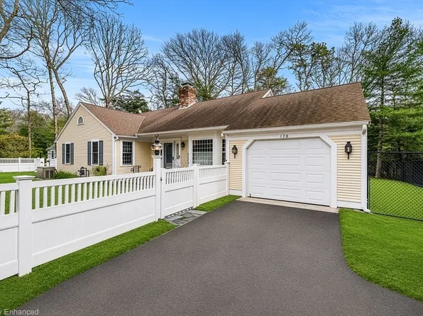 175 Old Post Rd, Barnstable, MA 02630