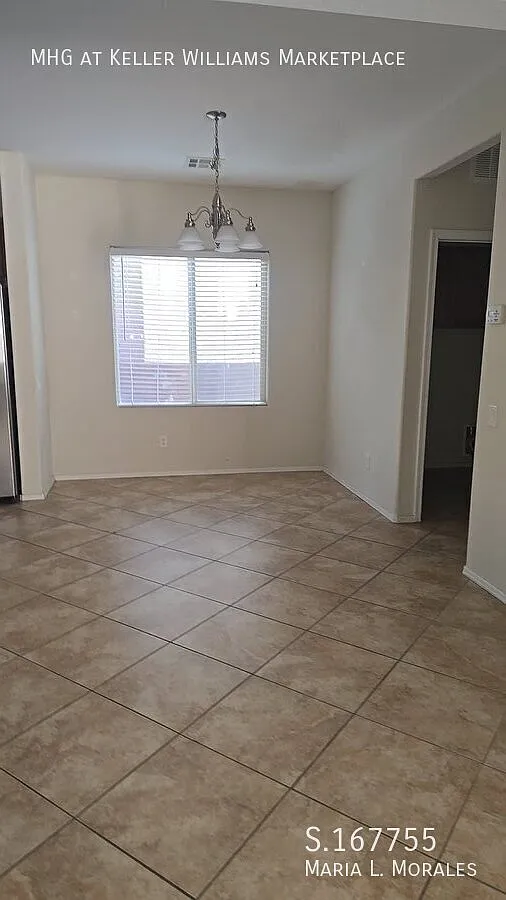 3 bed, 2.5 bath, 1666 sqft, $1,932 — Photo 1