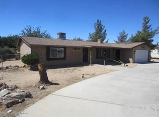 14166 Apple Valley Rd, Apple Valley, CA 92307