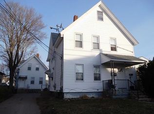 208 School St, Taunton, MA 02780