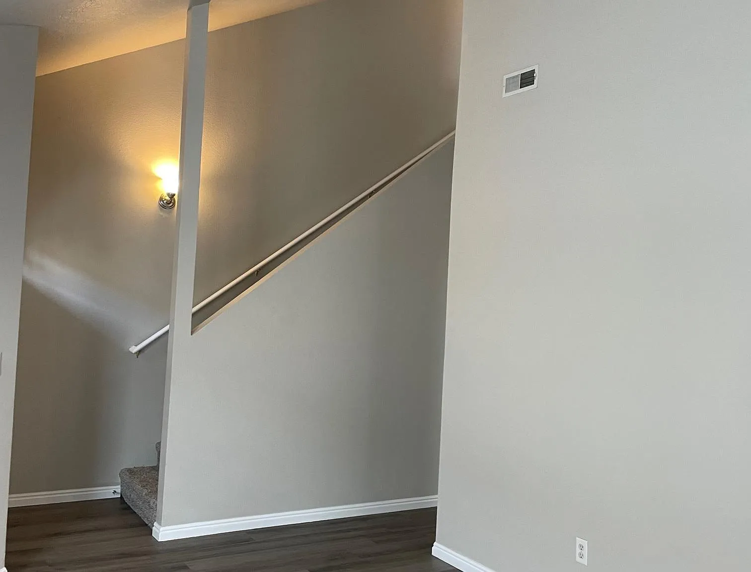 2 bed, 975 sqft, $1,695 — Photo 3