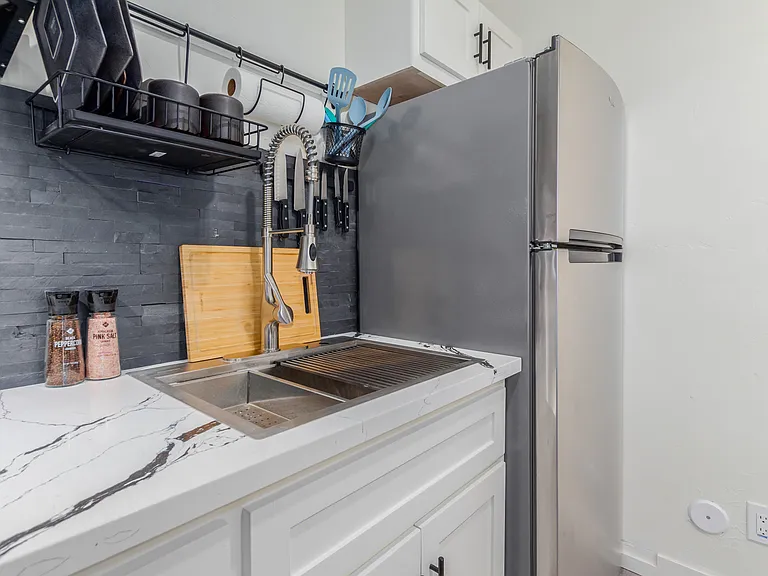 2238 E Grant Rd #2 — Photo 7