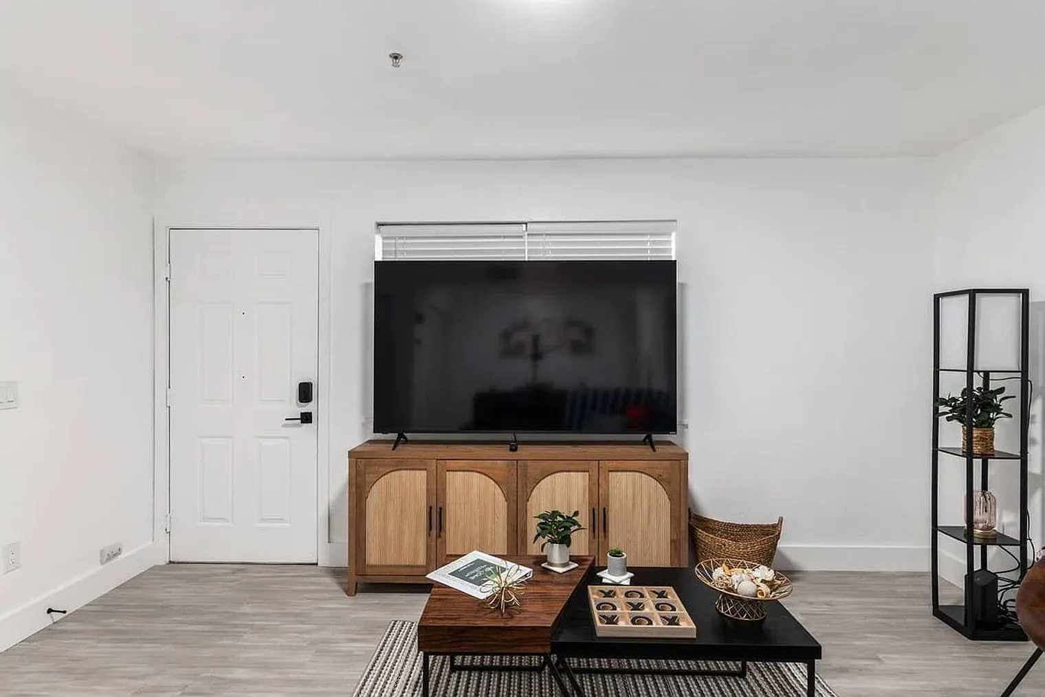 1 bed, 1.0 bath, 624 sqft, $5,094 — Photo 3
