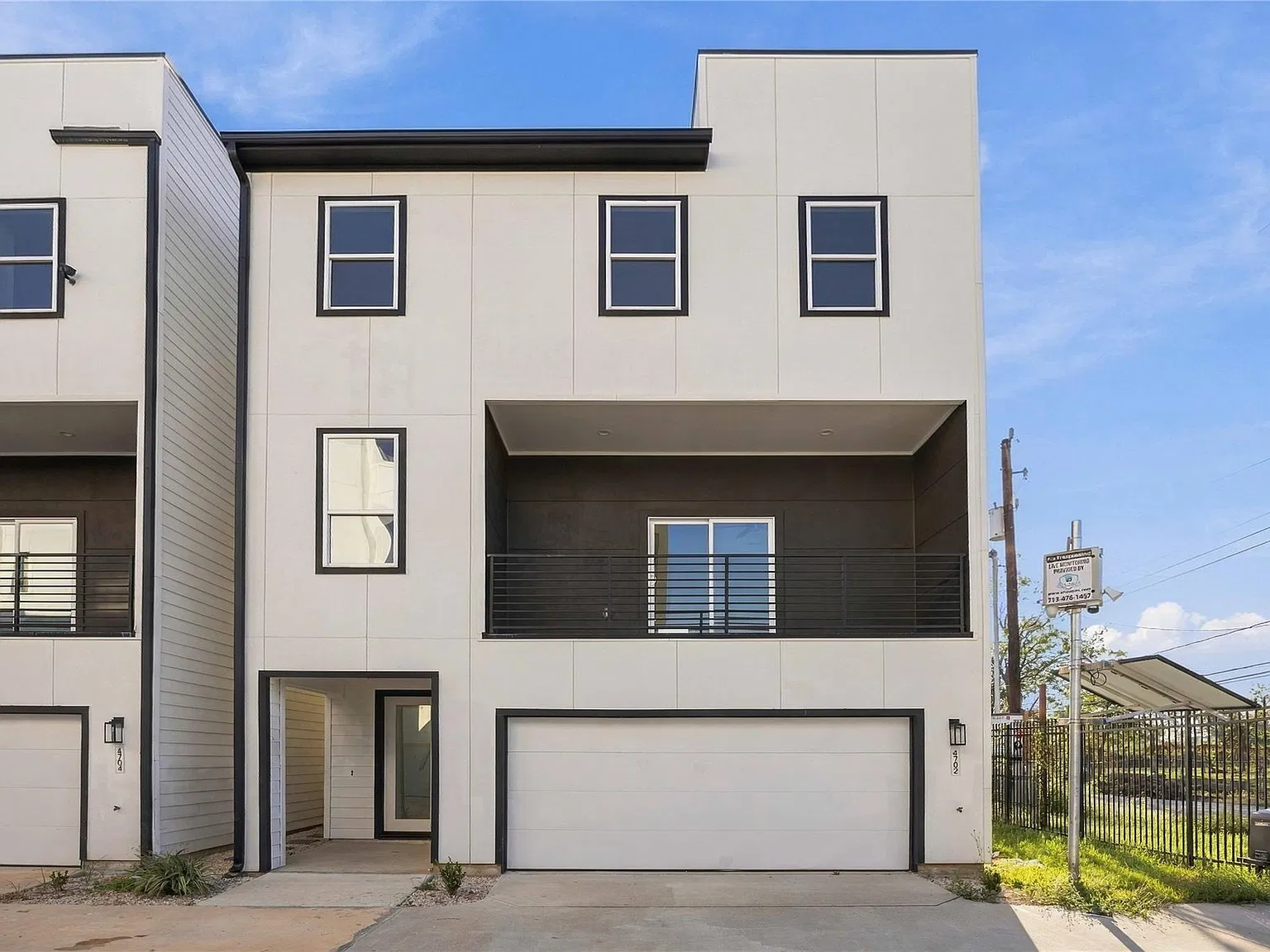 3 bed, 3.5 bath, 2397 sqft, $3,200 — Photo 1