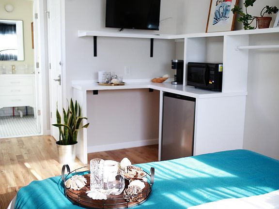 2nd image of 628 S Bambrey St #2B