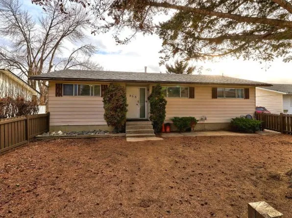 948 Ryan Pl, Kamloops, BC V2B 4T5