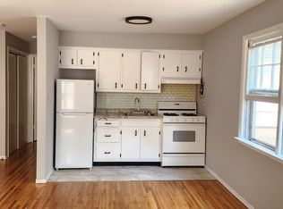 211 Glen Cove Ave APT 4, Sea Cliff, NY 11579