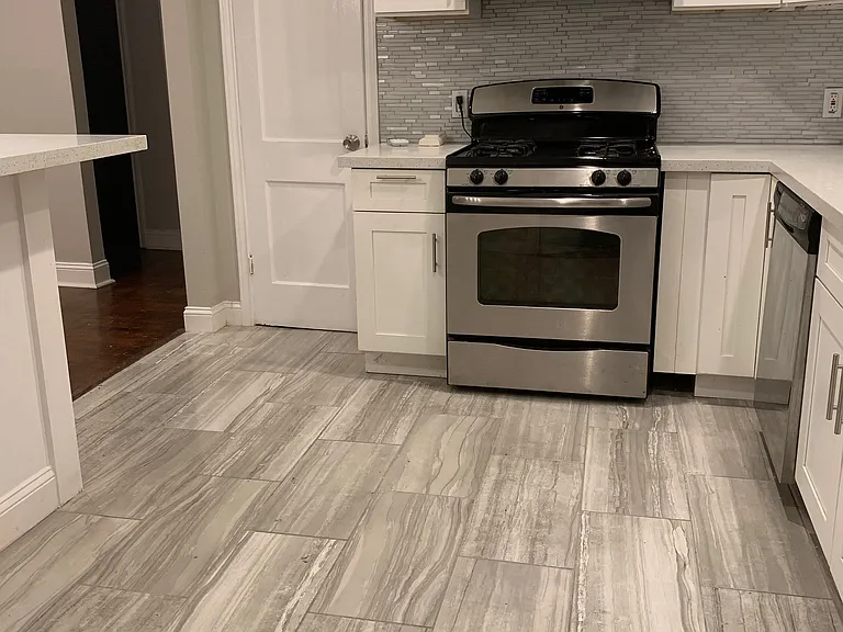 6310 Belarbor St — Photo 33