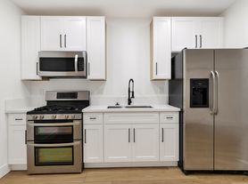 7068 Sprucewood St, Las Vegas, NV
