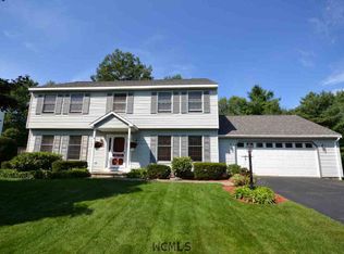 49 Oak Tree Cir, Queensbury, NY 12804