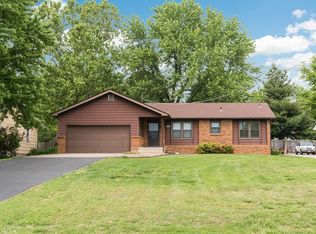 1069 E Camorene St, Springfield, MO 65803