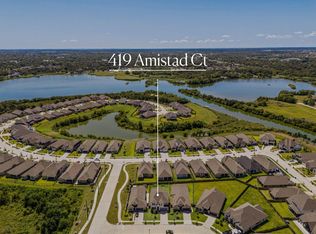 419 Amistad Ct, Webster, TX 77598
