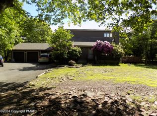 149 Scenic Dr, Albrightsville, PA