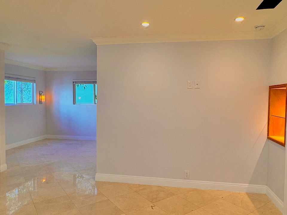 1st image of 11815 Darlington Ave #1