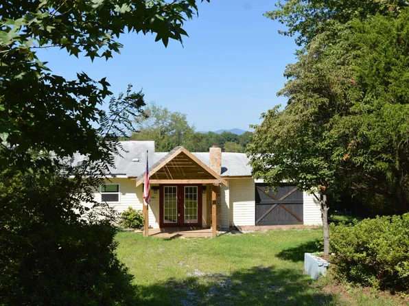 1183 Sandy Plains Rd, Tryon, NC 28782