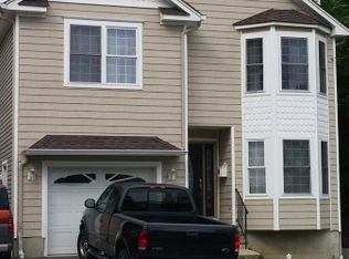 43 Berry St, Dover, NJ 07801