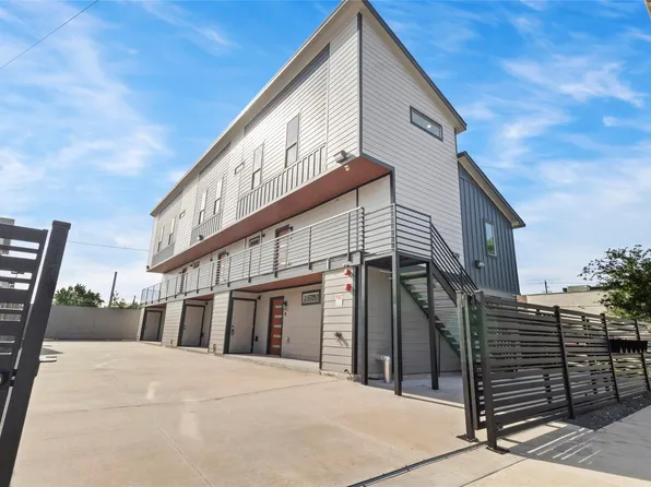 319 Eastwood St, Houston, TX 77011