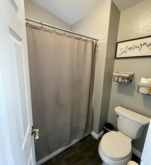 3101 W Louise Dr — Photo 9