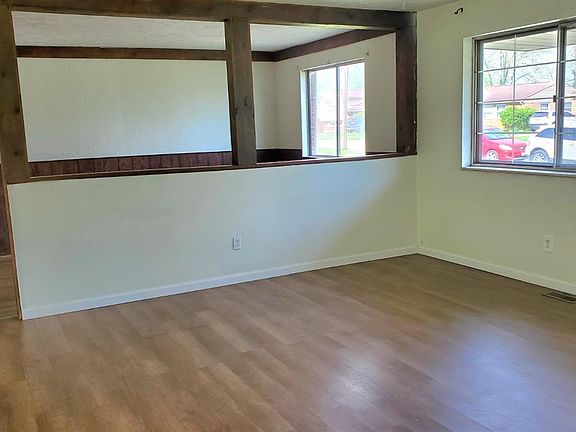 4th image of 11423 Gravenhurst Dr