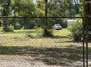 36 Lonesome Rd, Crawfordville, FL 32327