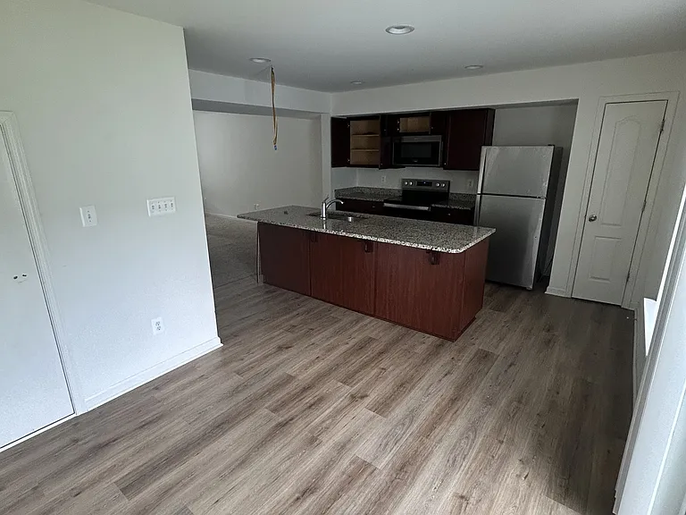 164 Scotch Pine Dr #1 — Photo 13