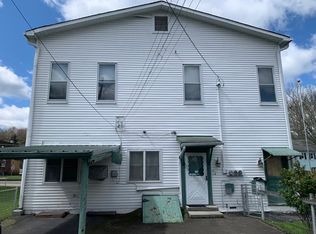 32 Railroad St, Dunbar, PA 15431